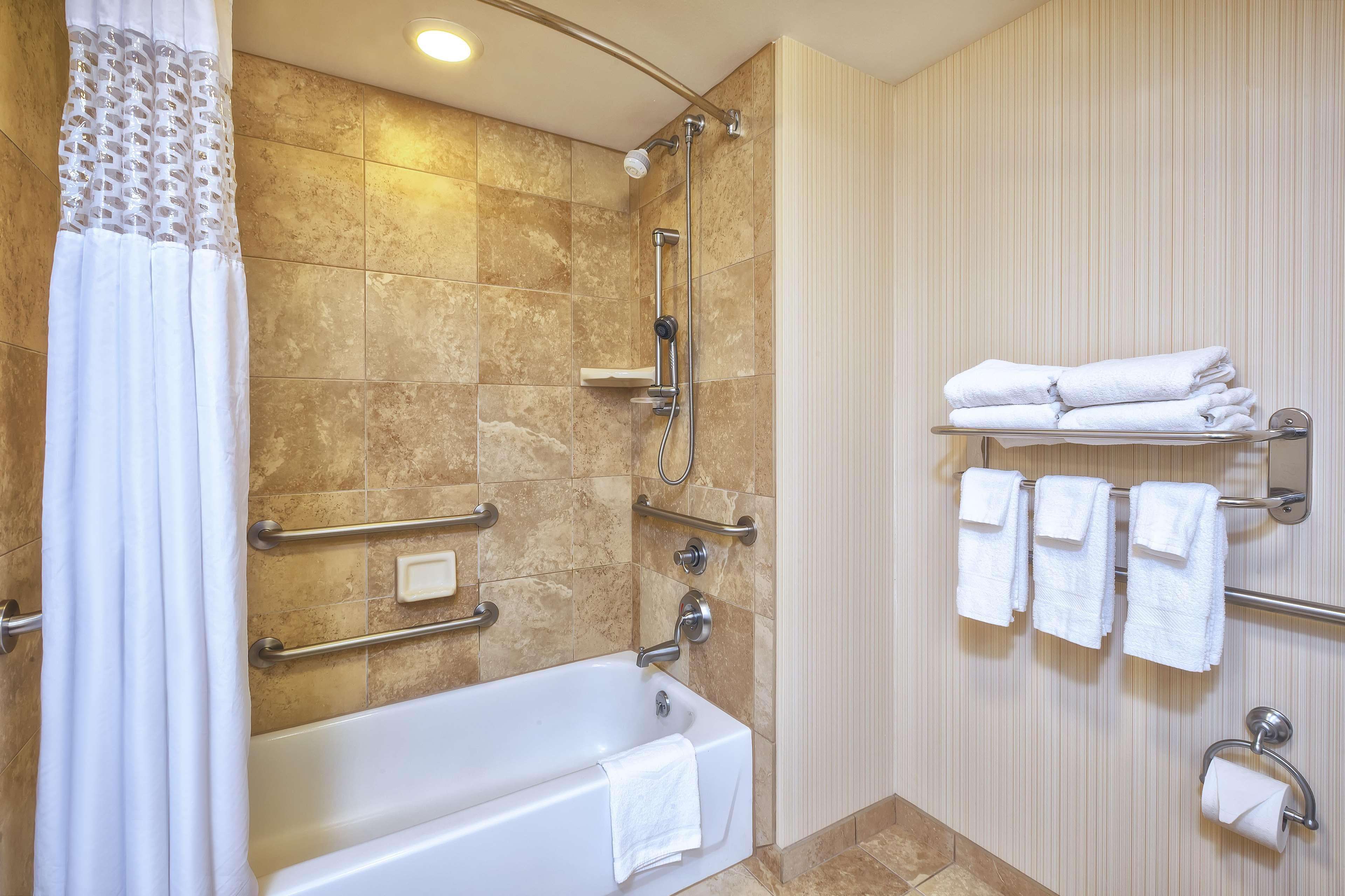Hampton Inn & Suites Madison - West Eksteriør billede