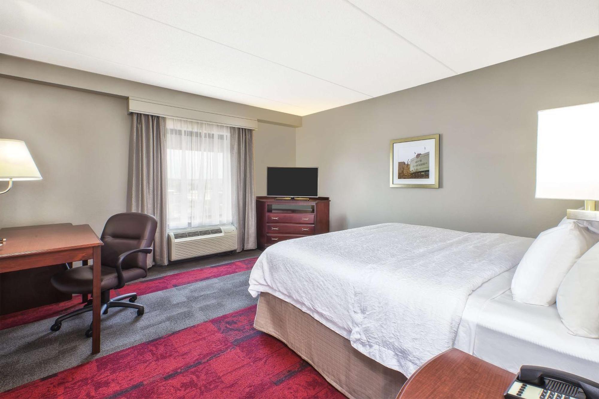 Hampton Inn & Suites Madison - West Eksteriør billede