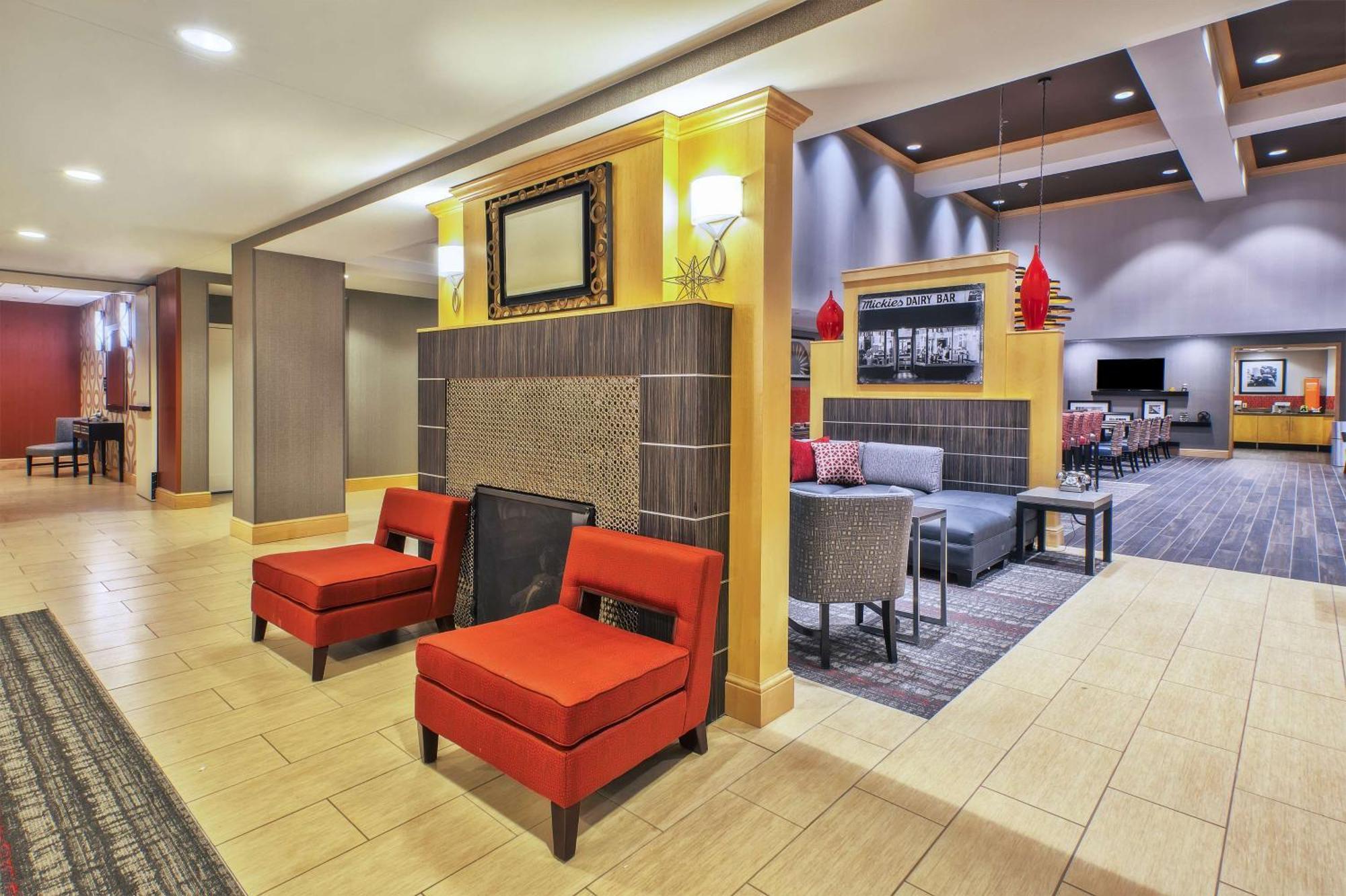 Hampton Inn & Suites Madison - West Eksteriør billede