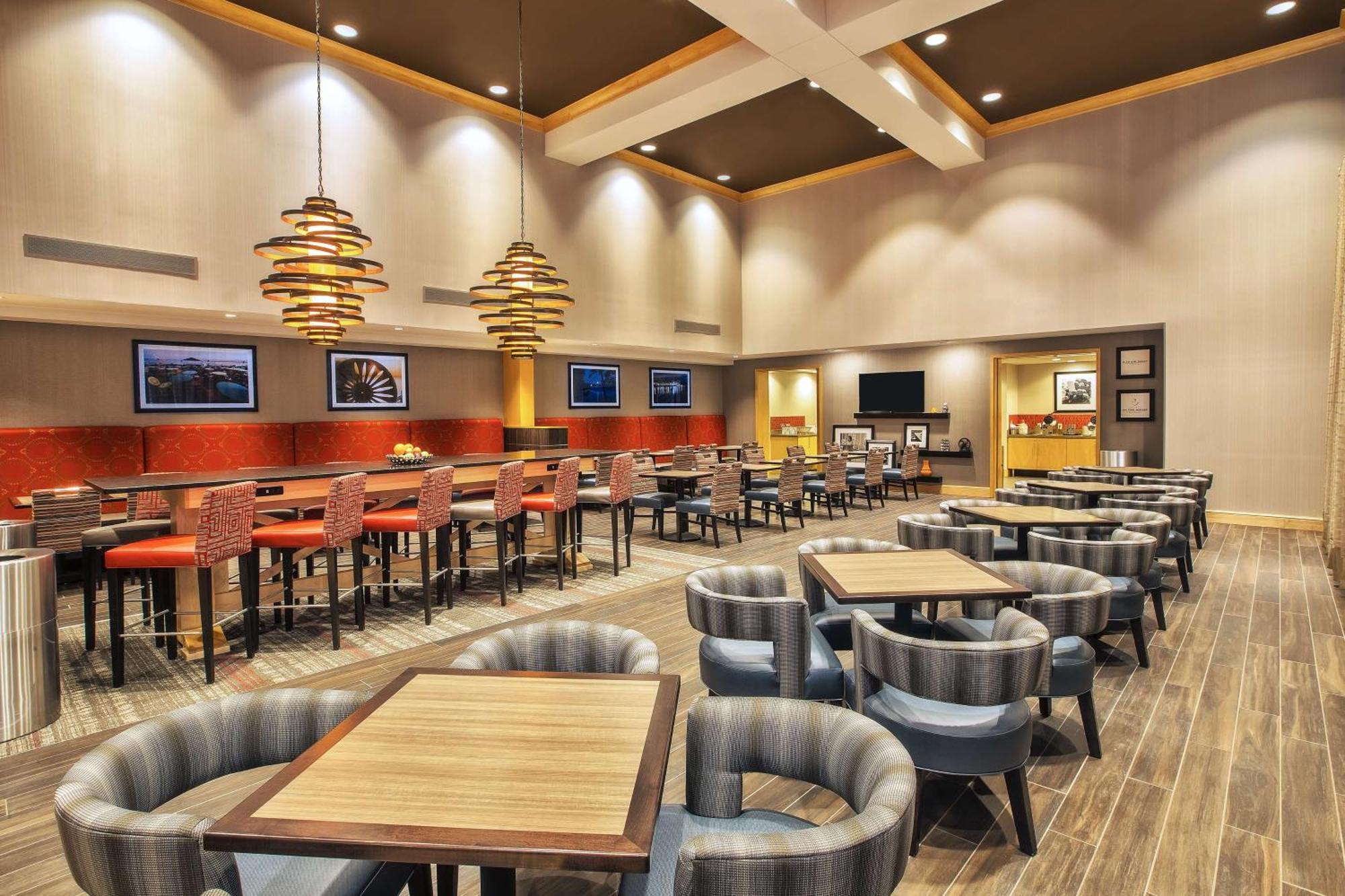 Hampton Inn & Suites Madison - West Eksteriør billede