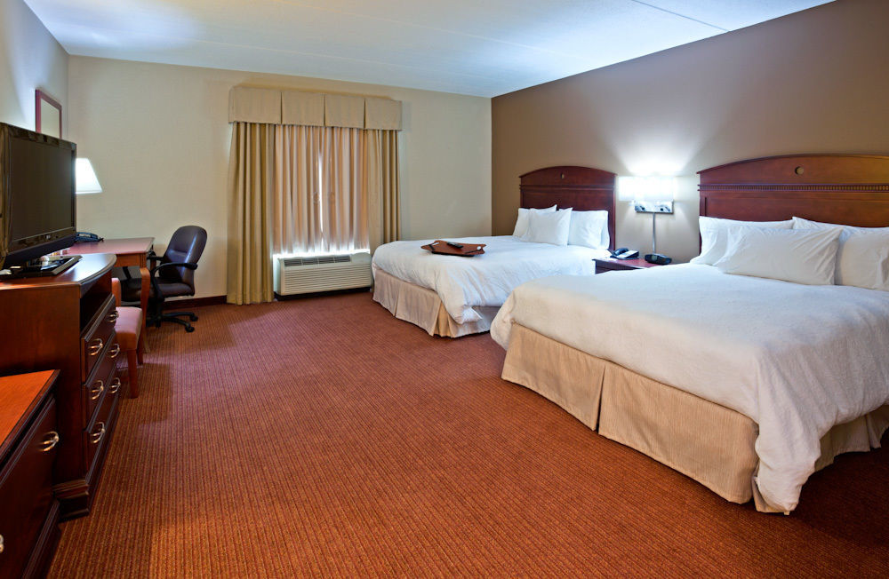 Hampton Inn & Suites Madison - West Værelse billede