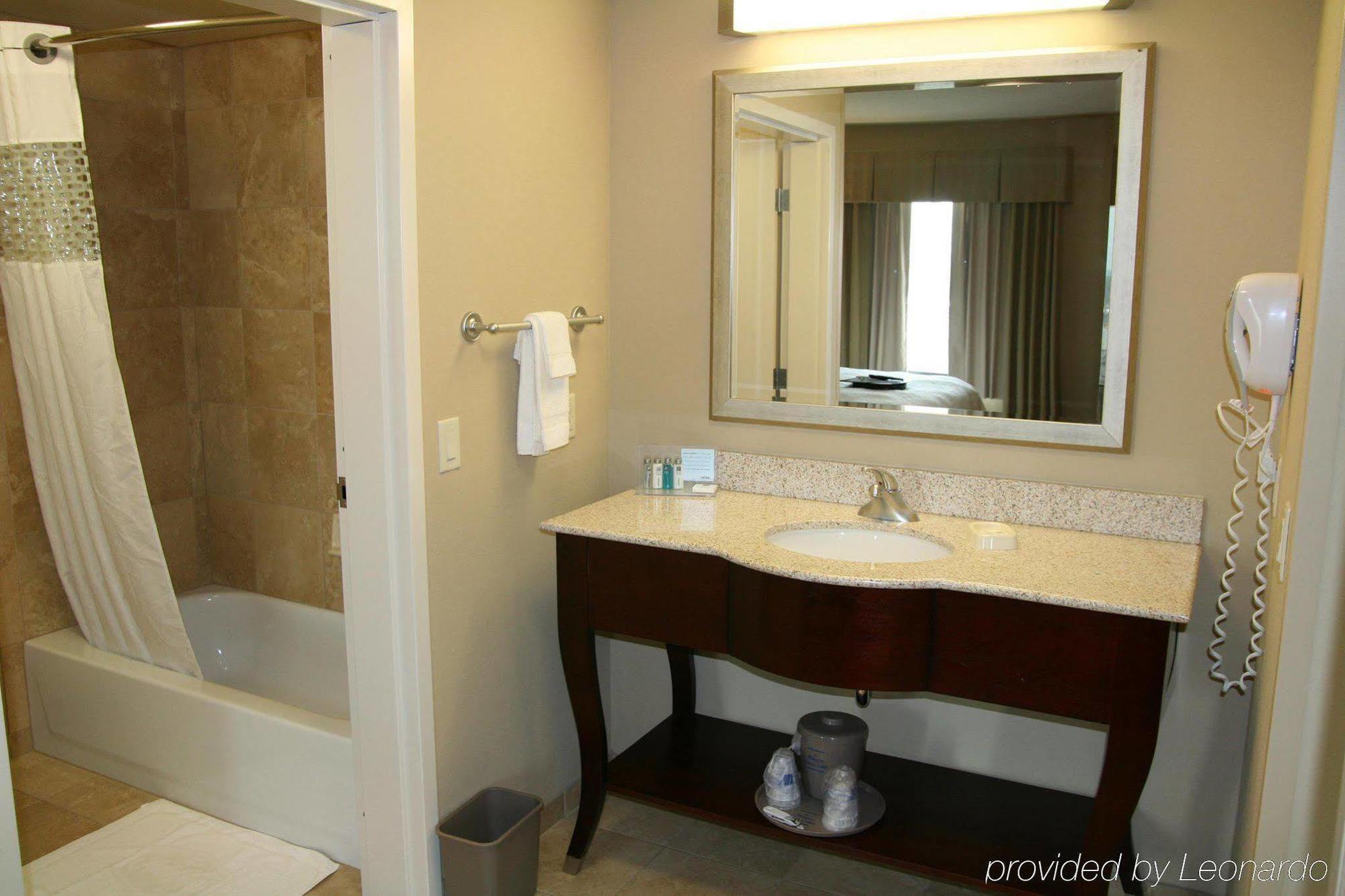 Hampton Inn & Suites Madison - West Værelse billede